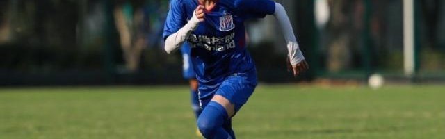 极速赛车-18岁全运会绝杀走红 被评为最美女足球员如今退役